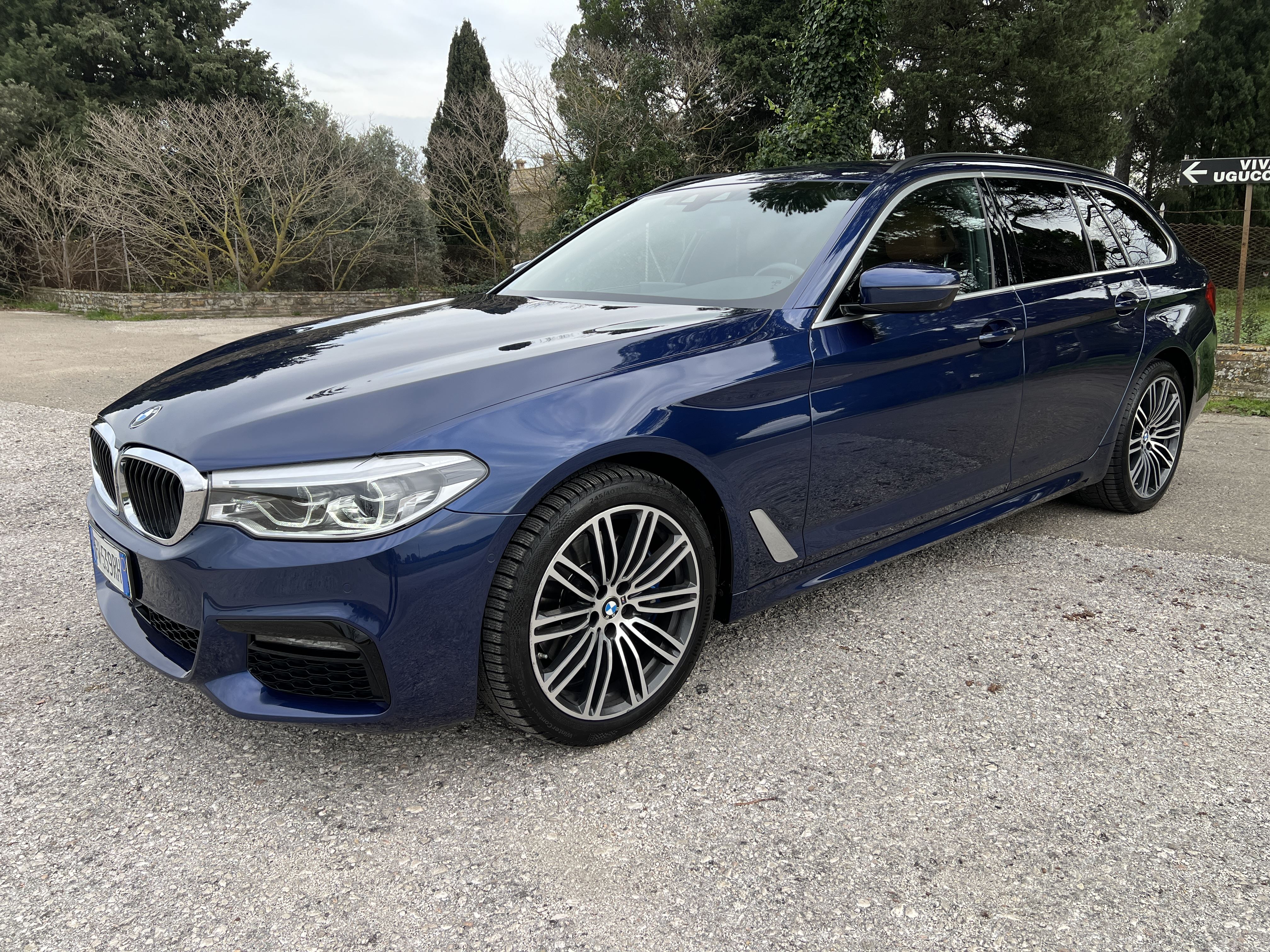 Foto BMW 530 d xDrive Touring Msport