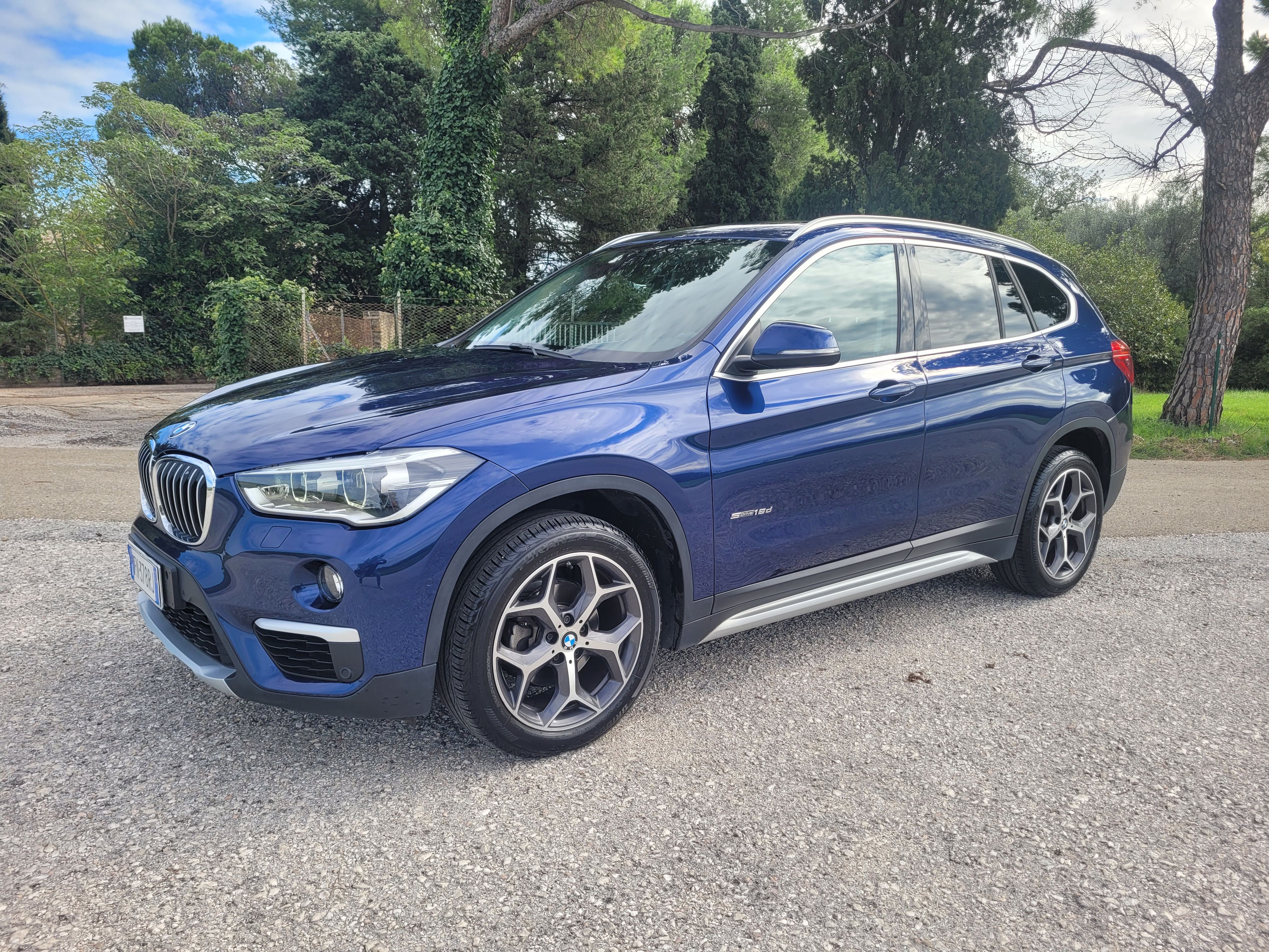 Foto BMW X1 sDrive 18d xLine