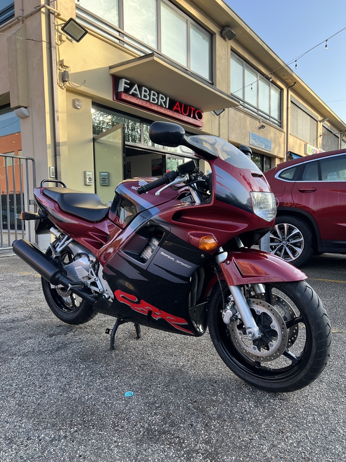 Foto CBR 600 F